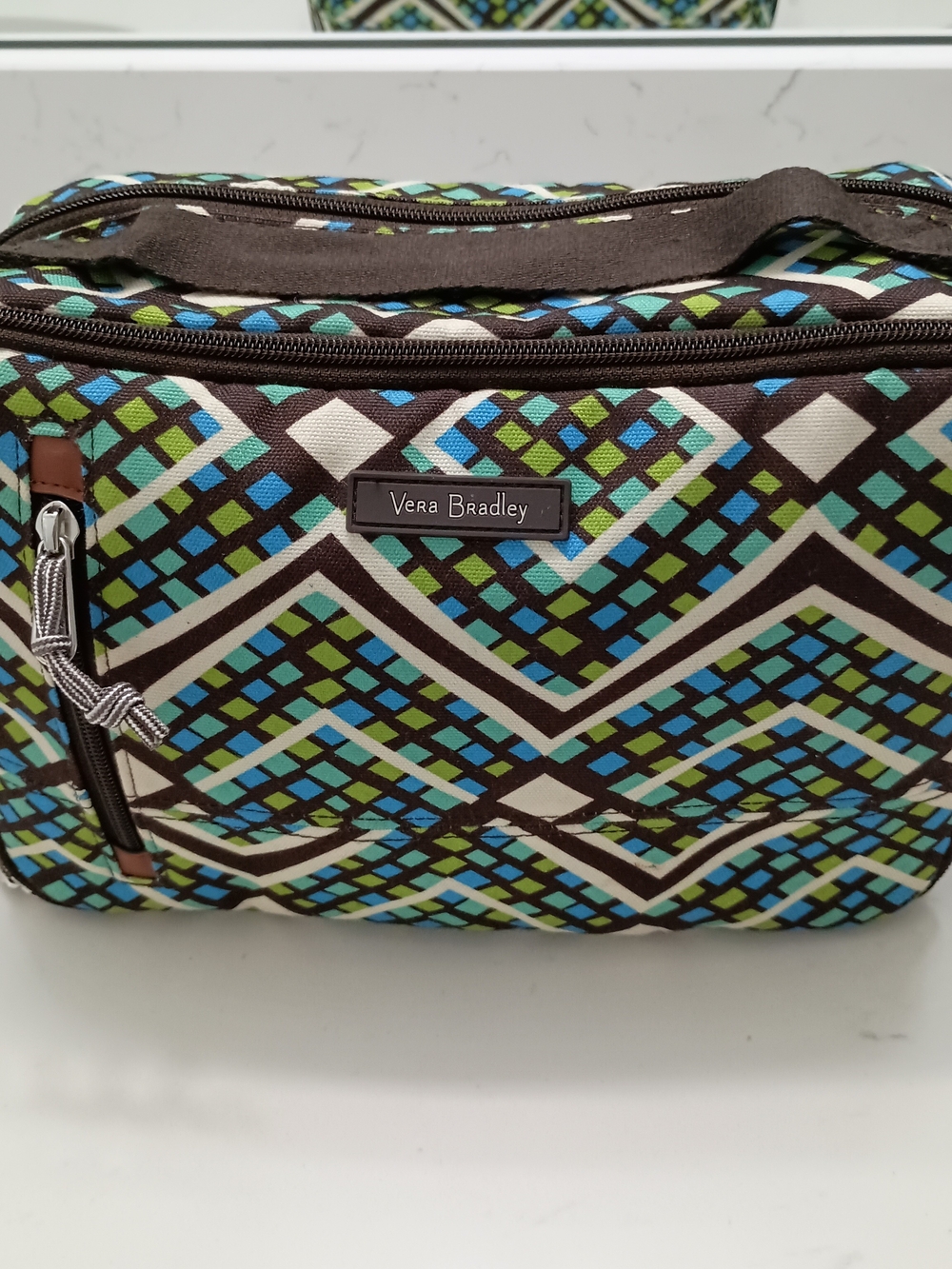 Pre-Owned Vera Bradley Travel Cosmetic Bag Geometric Rain Forest Retired 10x7